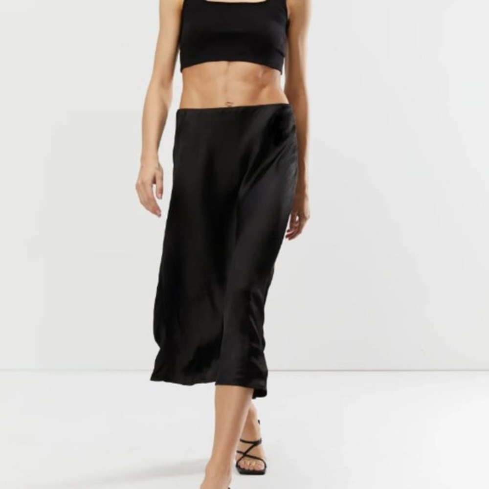 Oak + Fort silk midi skirt in black